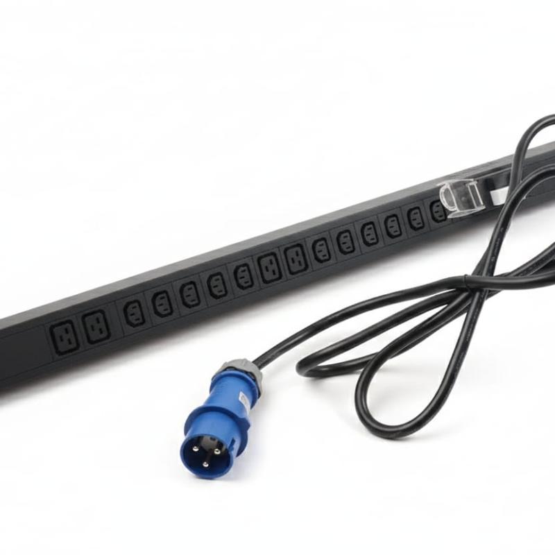 AMT 16-WAY PDU (12 × C13 + 4 × C19) WITH 32A INDUSTRIAL PLUG
