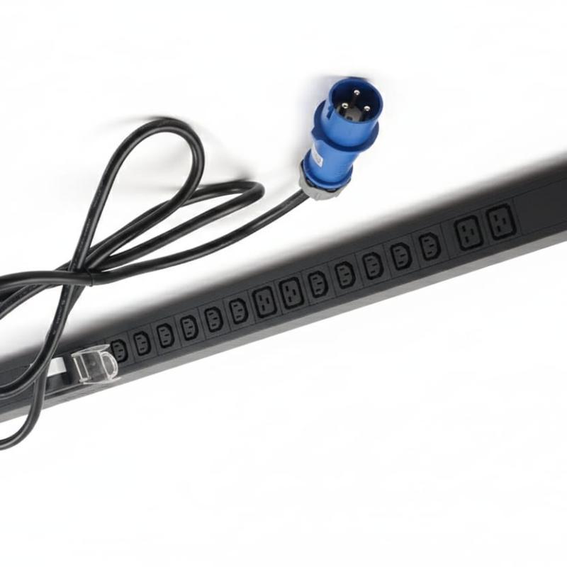 AMT 16-WAY PDU (12 × C13 + 4 × C19) WITH 32A INDUSTRIAL PLUG