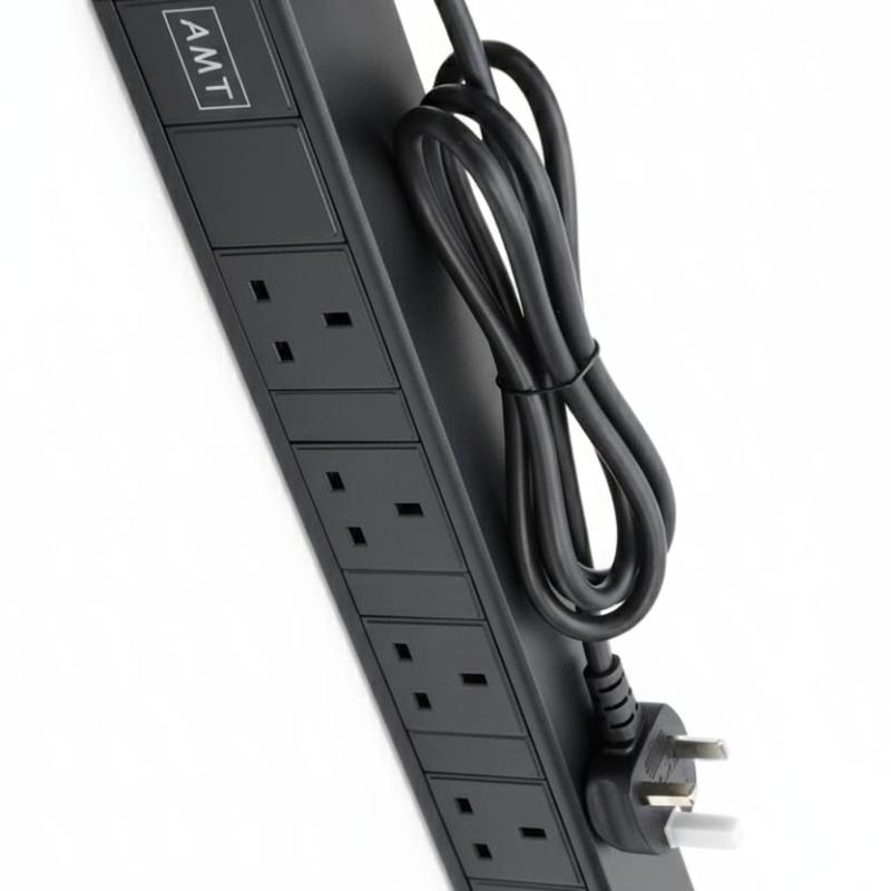 AMT 4 WAY UK TYPE PDU